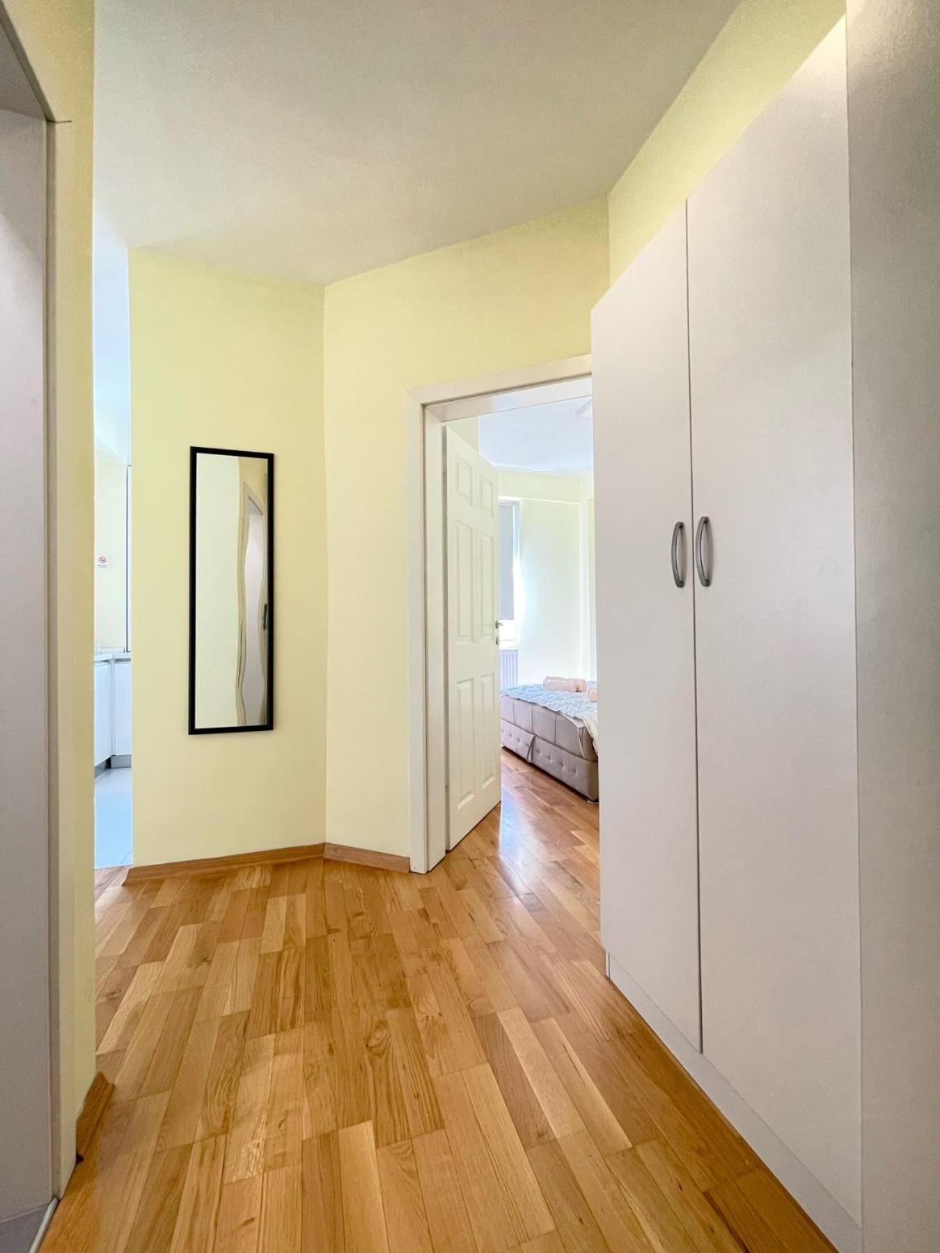 Apartment Irena 3 Üsküp Dış mekan fotoğraf